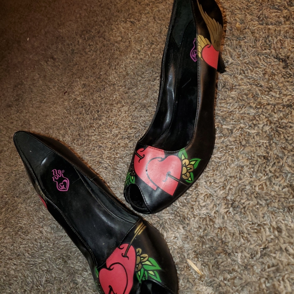 Hugh heels